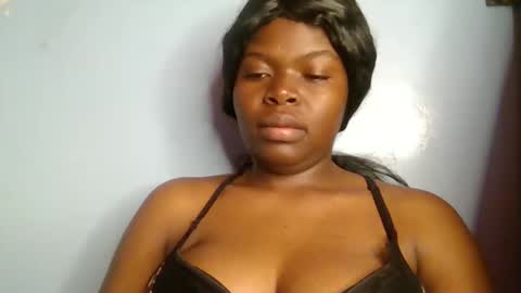 Snapshot of sweet_jamiie chatting on October 3, 8:22 am jay online show from October 3, 8:22 am