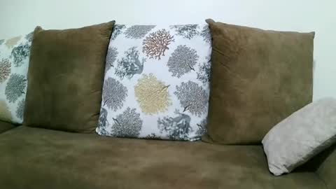 Snapshot of sweet_joly chatting on December 17, 3:39 pm sweet_joly online show from December 17, 3:39 pm