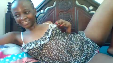 Snapshot of sweet_jovial chatting on November 11, 8:03 am sweet_jovial online show from November 11, 8:03 am