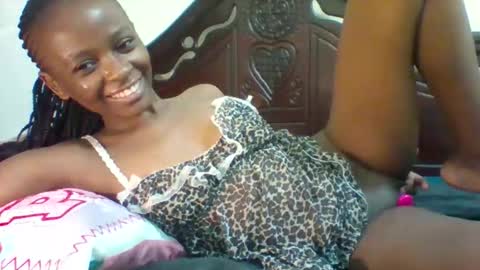 Snapshot of sweet_jovial chatting on November 11, 10:10 pm sweet_jovial online show from November 11, 10:10 pm