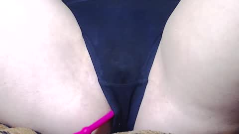 Snapshot of sweet_kitten25 chatting on February 20, 1:08 pm Kitten online show from February 20, 1:08 pm