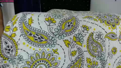 Snapshot of sweet_lady_16 chatting on October 9, 3:04 am Lady online show from October 9, 3:04 am