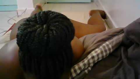 Snapshot of sweet_lilianah chatting on February 11, 2:35 pm sweet_lilianah online show from February 11, 2:35 pm