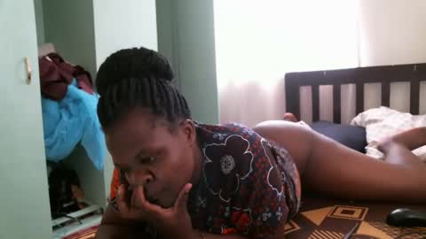 Snapshot of sweet_lilianah chatting on February 20, 2:46 pm sweet_lilianah online show from February 20, 2:46 pm