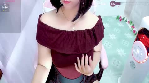 Snapshot of sweet_lily0 chatting on November 24, 8:41 pm Lily online show from November 24, 8:41 pm