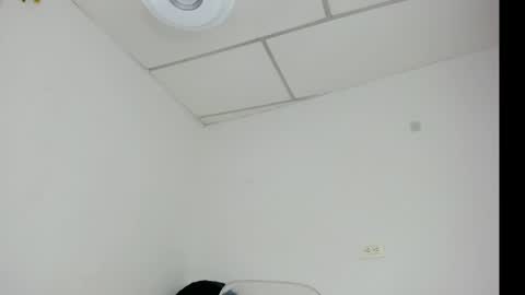 sweet_litle online show from April 24, 9:06 pm