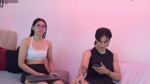 Snapshot of sweet_litle_ chatting on May 12, 12:24 pm Mia online show from May 12, 12:24 pm