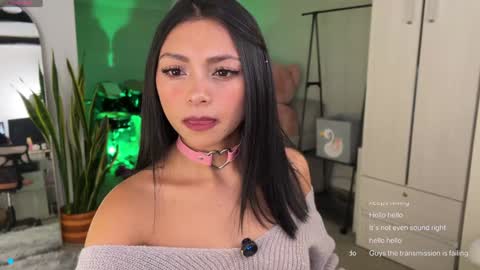 Snapshot of sweet_littleee chatting on March 5, 12:05 am free            private online show from March 5, 12:05 am