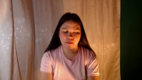 Dimple online show from September 22, 3:25 pm