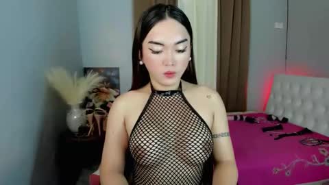 sweet_marie21 online show from April 25, 7:55 am