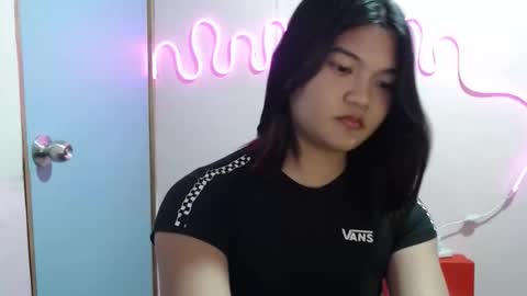 Snapshot of sweet_mary_onboard chatting on June 2, 4:31 pm sweet_mary_onboard online show from June 2, 4:31 pm