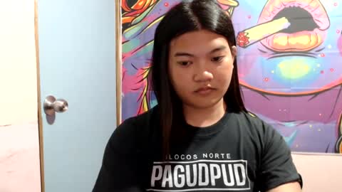 Snapshot of sweet_mary_onboard chatting on July 19, 7:12 am sweet_mary_onboard online show from July 19, 7:12 am
