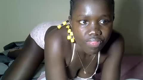 sweet_melodiyy online show from September 9, 7:24 pm