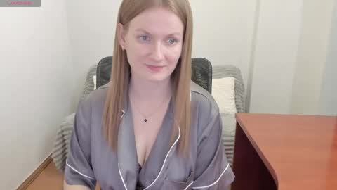 Mila online show from April 20, 4:10 pm