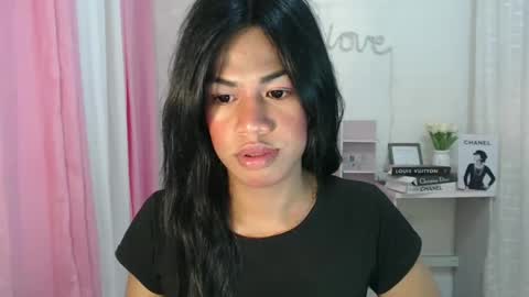 Snapshot of sweet_melonxxx chatting on December 9, 7:29 pm Melon online show from December 9, 7:29 pm