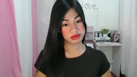 Snapshot of sweet_melonxxx chatting on December 26, 2:16 pm Melon online show from December 26, 2:16 pm