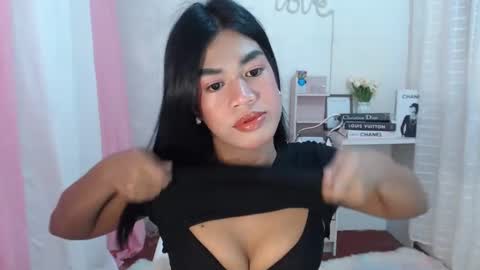 Snapshot of sweet_melonxxx chatting on February 6, 6:08 am Melon online show from February 6, 6:08 am