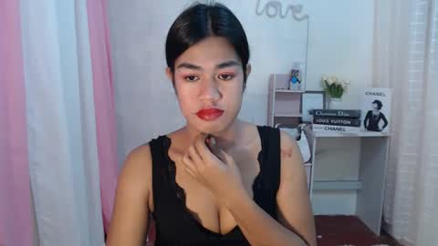 Snapshot of sweet_melonxxx chatting on February 14, 5:30 am Melon online show from February 14, 5:30 am