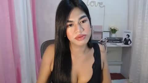 Snapshot of sweet_melonxxx chatting on February 21, 8:51 am Melon online show from February 21, 8:51 am