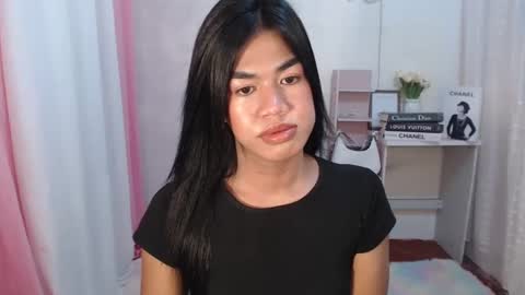 Snapshot of sweet_melonxxx chatting on February 24, 8:49 am Melon online show from February 24, 8:49 am