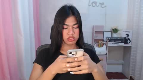 Snapshot of sweet_melonxxx chatting on February 28, 8:39 pm Melon online show from February 28, 8:39 pm