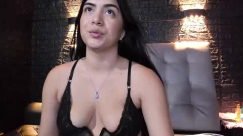 Snapshot of sweet_moniicaa chatting on January 28, 4:30 pm Monica  online show from January 28, 4:30 pm