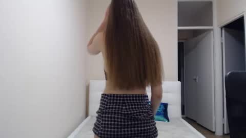 Snapshot of sweet_mood chatting on October 21, 6:19 pm Anna online show from October 21, 6:19 pm