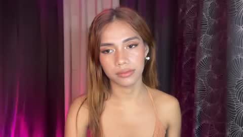 sweet_nikki03 online show from January 31, 7:23 pm