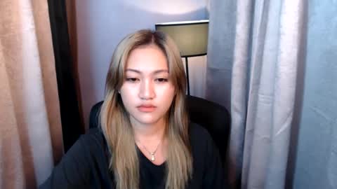 Snapshot of sweet_pee1 chatting on March 11, 5:16 am Jane online show from March 11, 5:16 am
