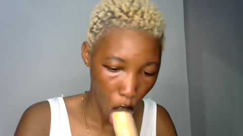 sweet girl online show from June 10, 4:45 am