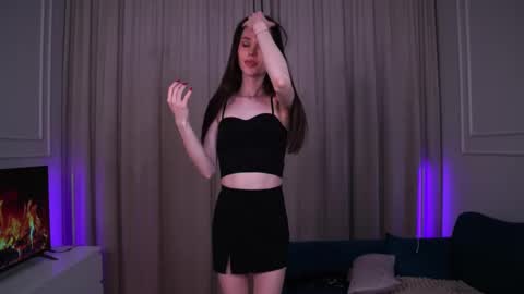 Snapshot of sweet_reverie chatting on March 9, 7:15 pm Vanessa online show from March 9, 7:15 pm