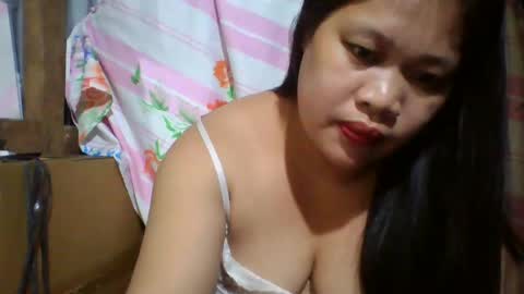 Snapshot of sweet_shafarah chatting on February 25, 5:25 pm sweet_shafarah online show from February 25, 5:25 pm