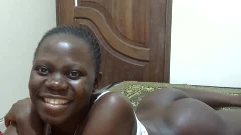 Snapshot of sweet_sharon01 chatting on September 9, 9:47 pm Sharon online show from September 9, 9:47 pm