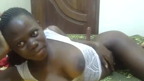 Snapshot of sweet_sharon01 chatting on September 12, 6:02 am Sharon online show from September 12, 6:02 am