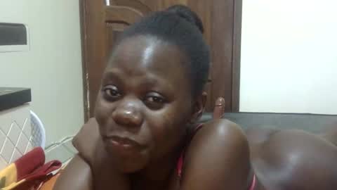 Snapshot of sweet_sharon01 chatting on September 18, 9:28 pm Sharon online show from September 18, 9:28 pm