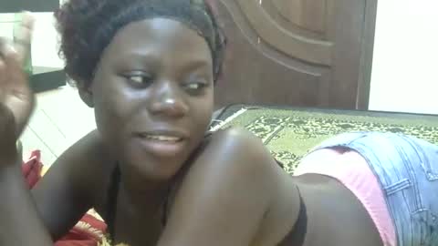 Snapshot of sweet_sharon01 chatting on October 13, 11:54 am Sharon online show from October 13, 11:54 am