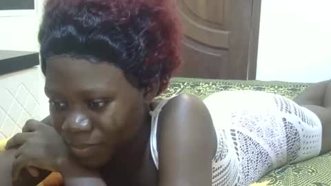 Snapshot of sweet_sharon01 chatting on October 15, 10:37 am Sharon online show from October 15, 10:37 am