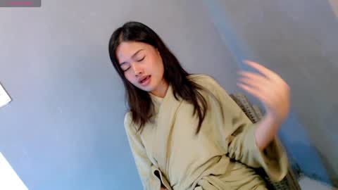 Leah online show from January 9, 8:45 am