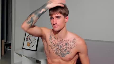 sweet_smith8 online show from January 6, 10:57 am