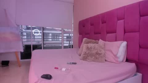 sweet_stacie online show from January 17, 1:46 pm