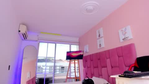 sweet_stacie online show from September 25, 1:15 pm