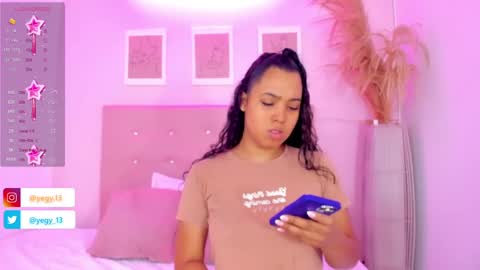 Yeileen online show from September 21, 9:49 pm