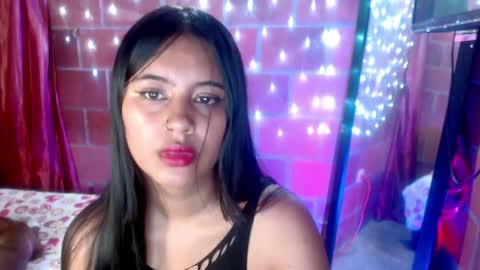 Snapshot of sweet_susy999 chatting on January 19, 2:04 am susy 222 online show from January 19, 2:04 am