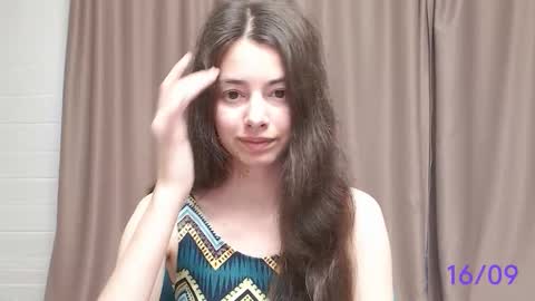 Snapshot of sweet_sweet_angel chatting on September 16, 8:48 am Angel online show from September 16, 8:48 am