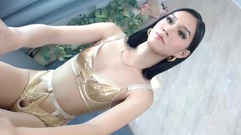 sweet_tatiana28 online show from November 8, 5:29 am