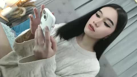 sweet_tatiana28 online show from June 4, 12:33 pm