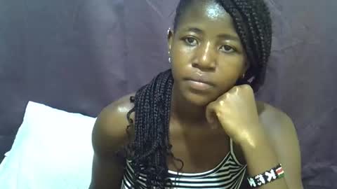 Snapshot of sweet_tattiana chatting on May 18, 10:21 am Tatty online show from May 18, 10:21 am