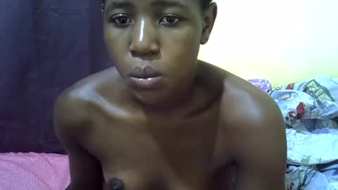 Snapshot of sweet_tattiana chatting on June 7, 8:34 pm Tatty online show from June 7, 8:34 pm