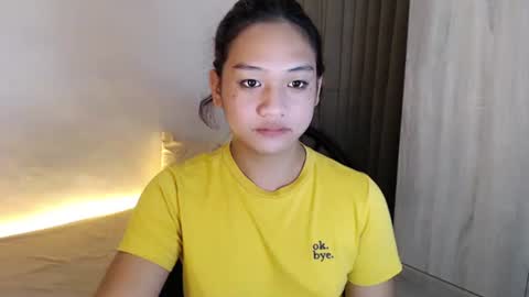 Snapshot of sweet_tenshi chatting on September 30, 4:06 am tenshi online show from September 30, 4:06 am