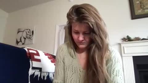 Snapshot of sweet_truffle chatting on July 25, 12:58 pm Heidi Brenner - Please check bio for schedule FAQ online show from July 25, 12:58 pm